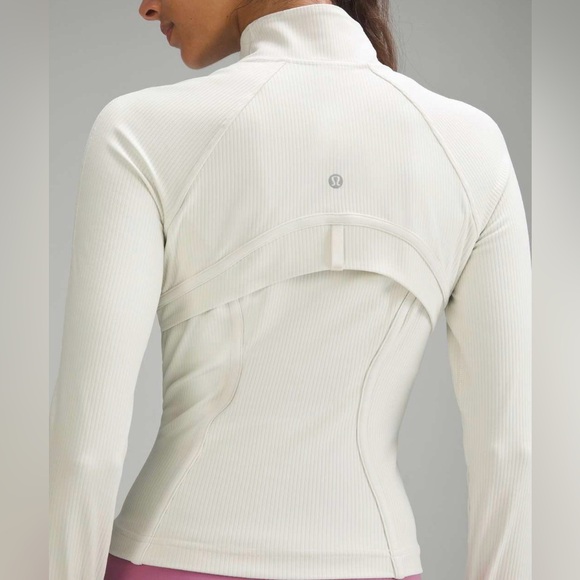 Lululemon Ribbed Nulu Define Cropped Bone Jacket Size 12 NWT - Picture 7 of 14